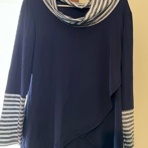 SCOOP NECK ATHLETIC DRESS TEE